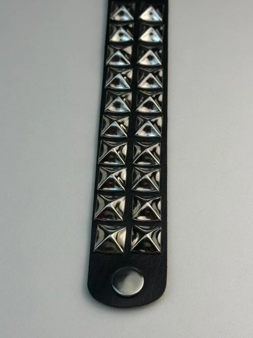 Silver Pyramid Stud Bracelet‎